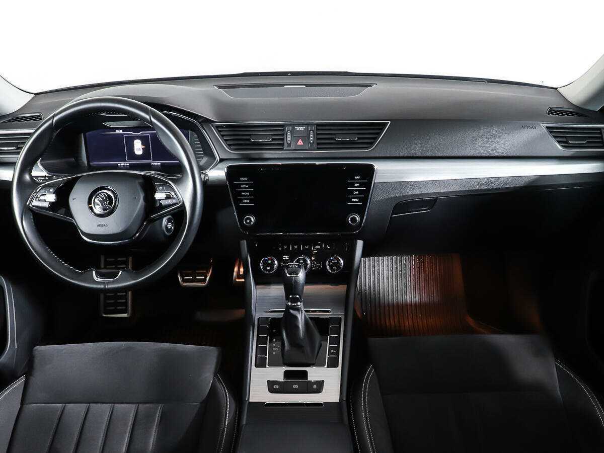 Купить Skoda Superb с пробегом. Фото: #10