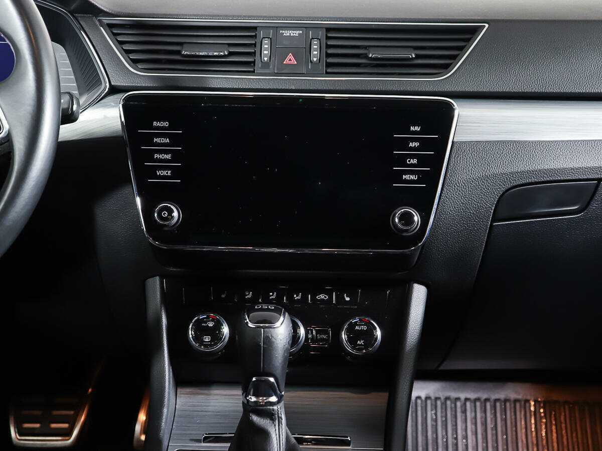 Купить Skoda Superb с пробегом. Фото: #11