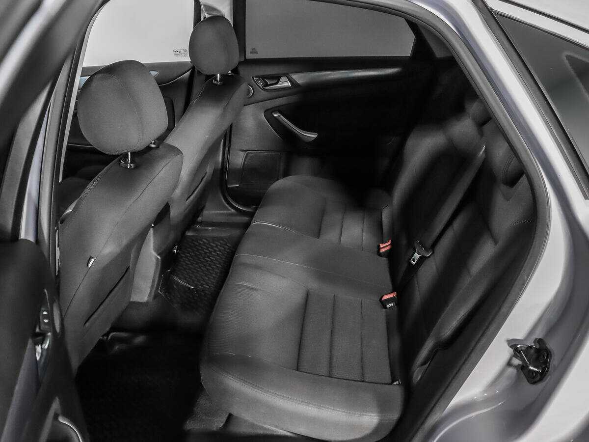 Купить Ford Mondeo с пробегом. Фото: #10