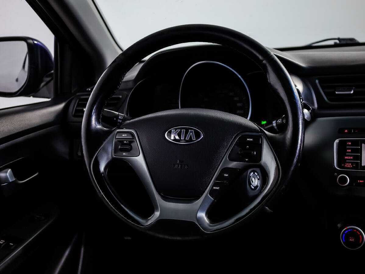 Купить Kia Rio с пробегом. Фото: #9