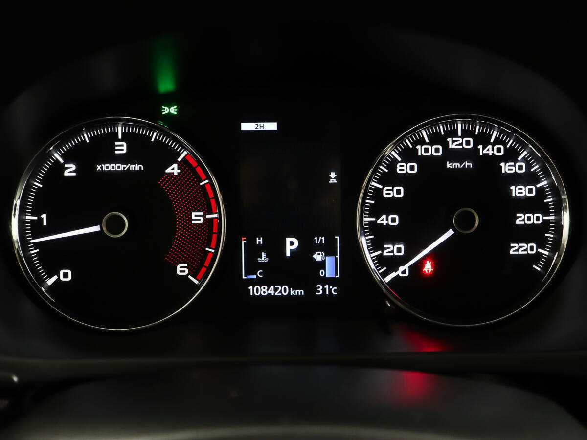 Купить Mitsubishi Pajero Sport с пробегом. Фото: #13