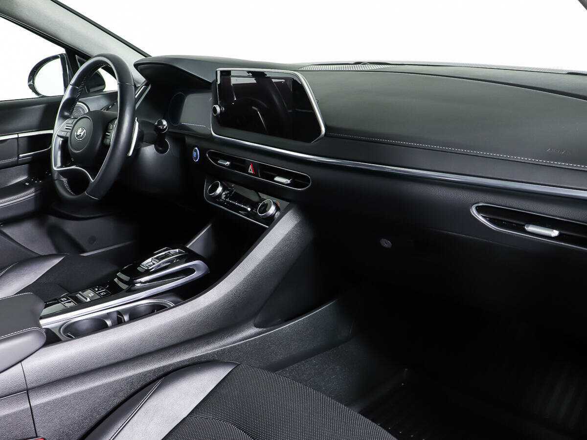 Купить Hyundai Sonata с пробегом. Фото: #8