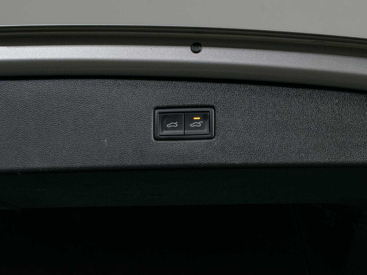 Купить Volkswagen Tiguan с пробегом. Фото: #8