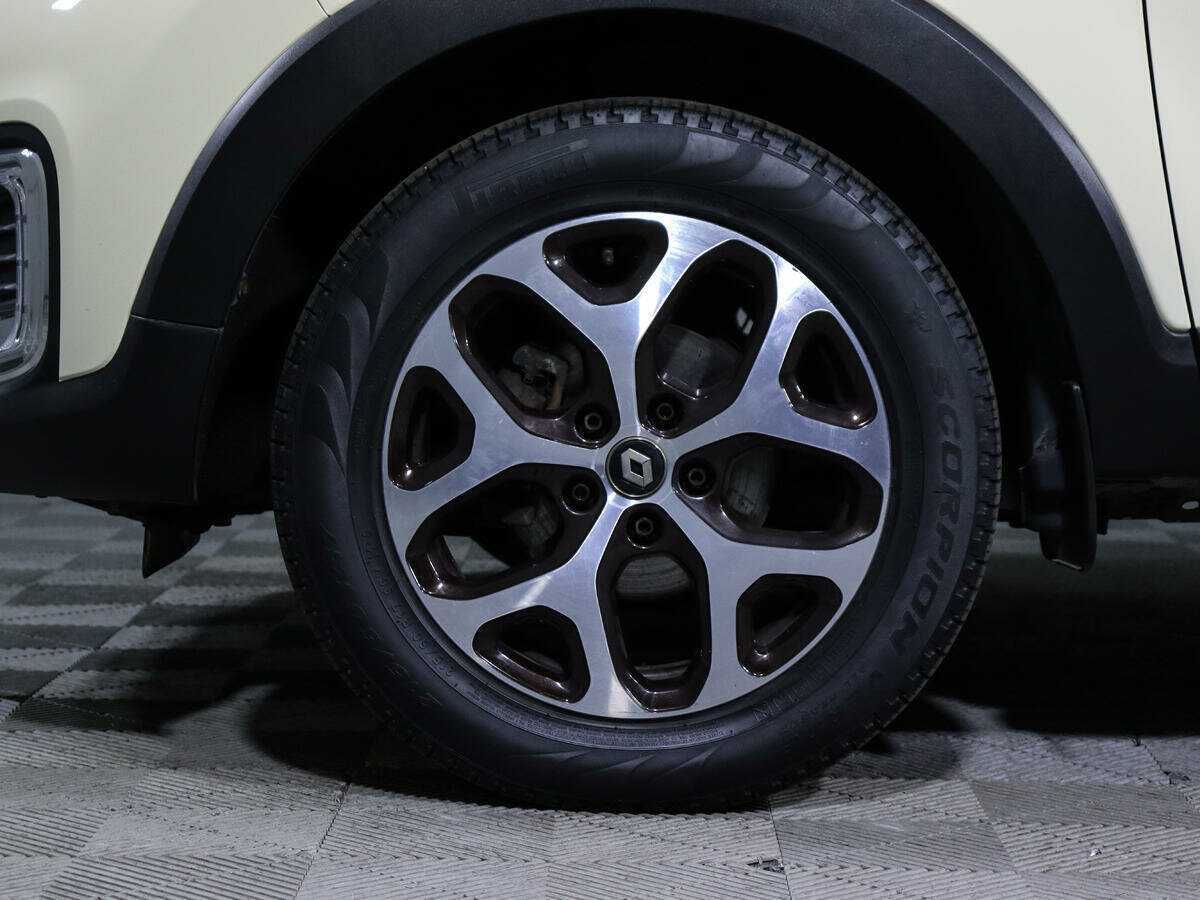 Купить Renault Kaptur с пробегом. Фото: #13