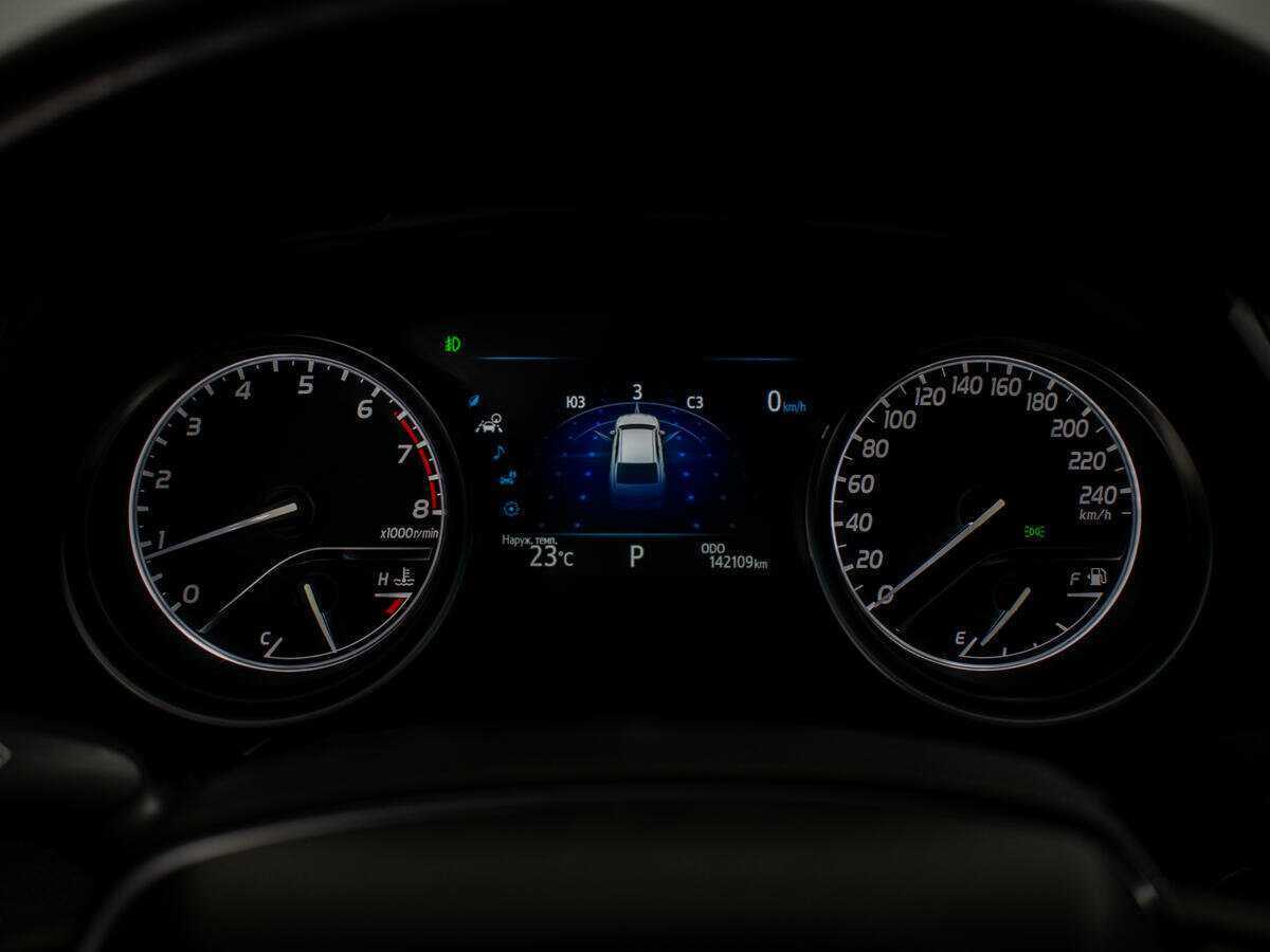 Купить Toyota Camry с пробегом. Фото: #8