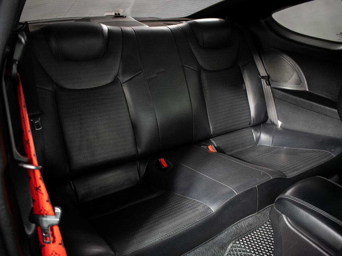 Купить Hyundai Genesis Coupe с пробегом. Фото: #7