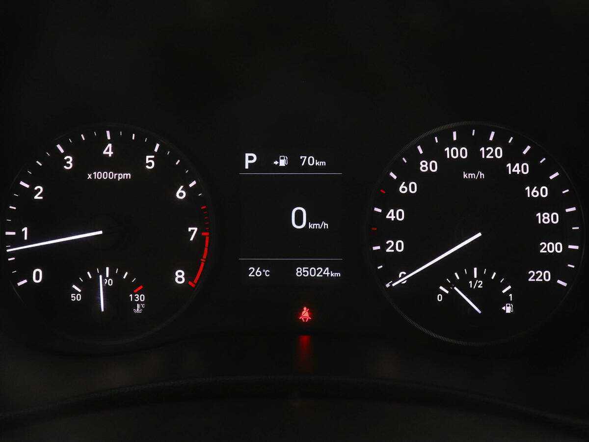 Купить Hyundai Solaris с пробегом. Фото: #10