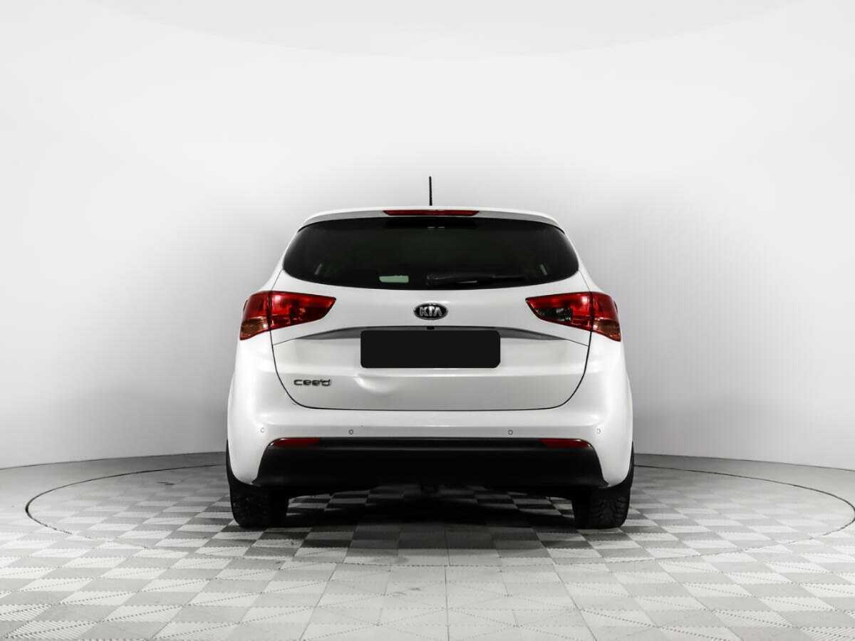 Купить Kia Ceed с пробегом. Фото: #5