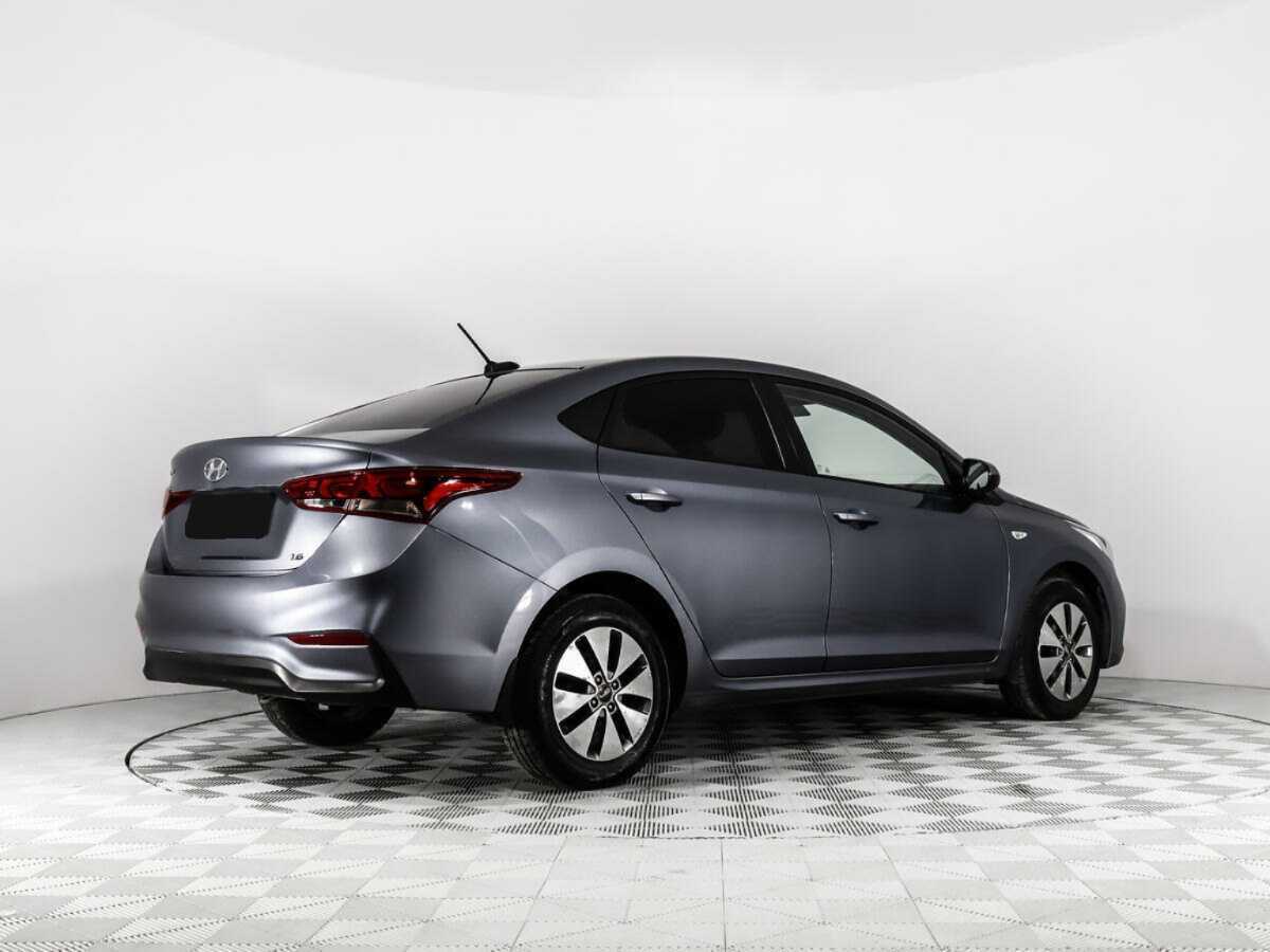 Купить Hyundai Solaris с пробегом. Фото: #4