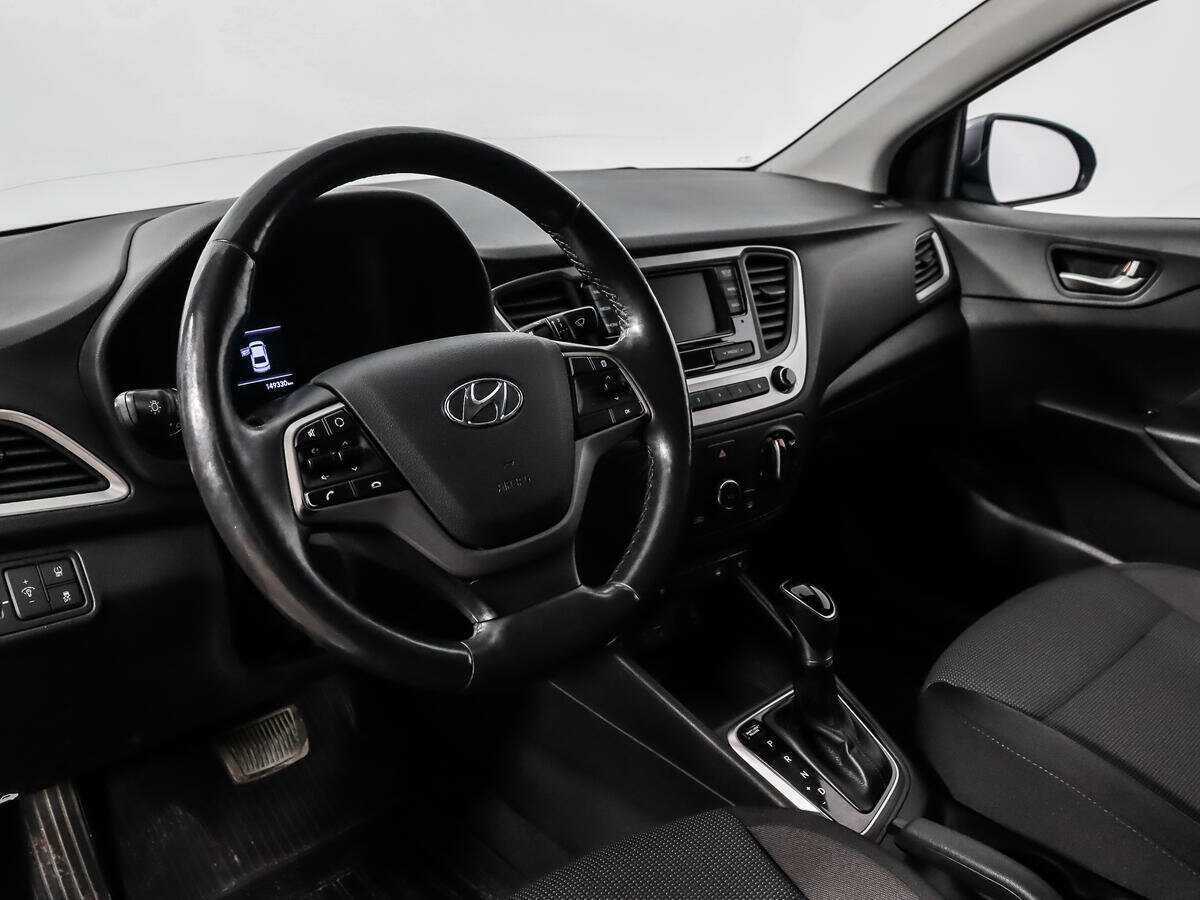 Купить Hyundai Solaris с пробегом. Фото: #8