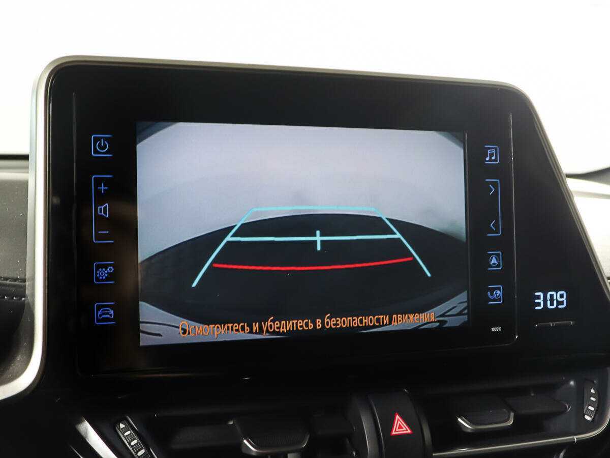 Купить Toyota C-HR с пробегом. Фото: #18