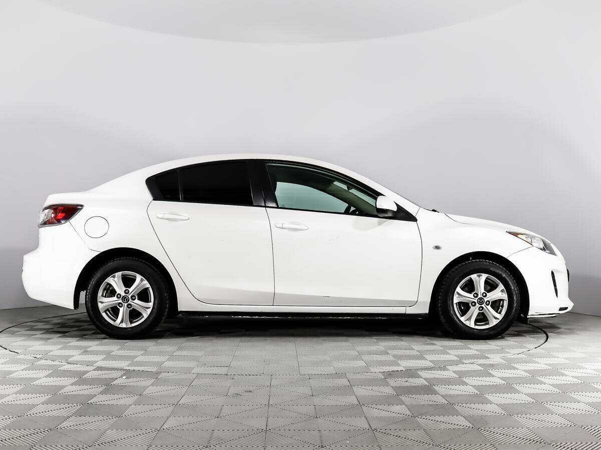 Купить Mazda 3 с пробегом. Фото: #3