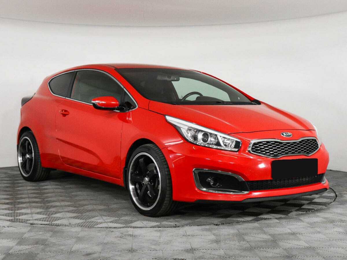 Купить Kia Ceed с пробегом. Фото: #2