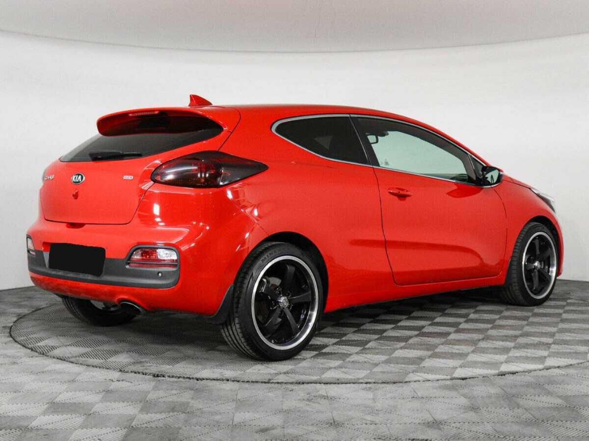 Купить Kia Ceed с пробегом. Фото: #4