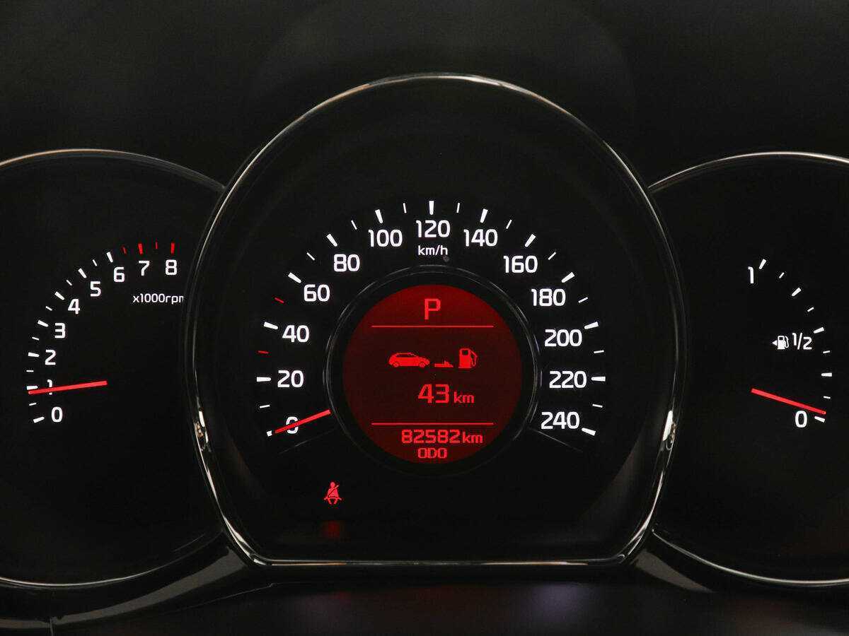 Купить Kia Ceed с пробегом. Фото: #10