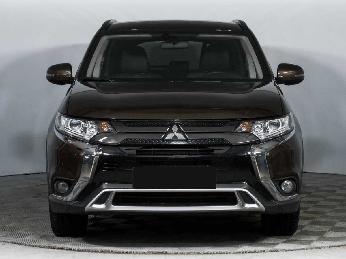 Купить Mitsubishi Outlander с пробегом. Фото: #1