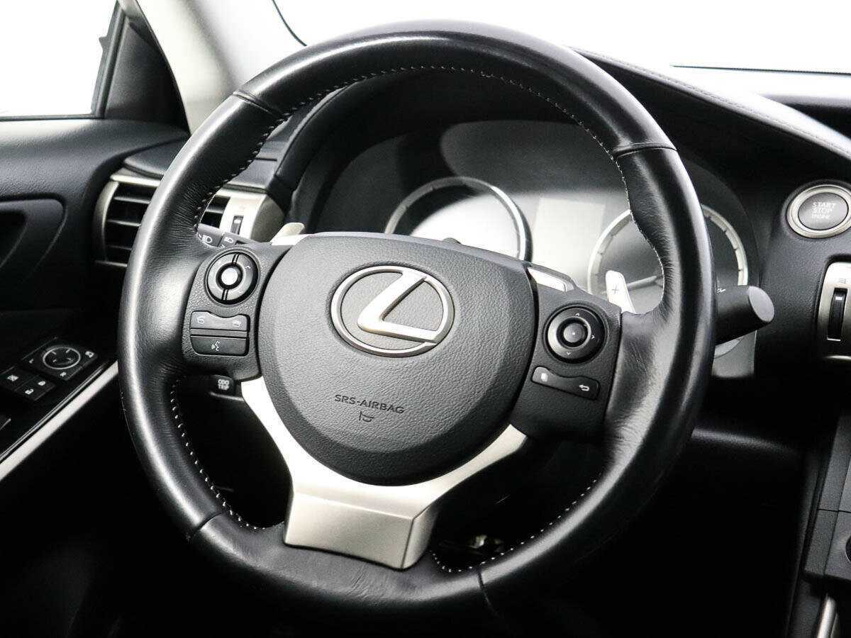 Купить Lexus IS с пробегом. Фото: #17