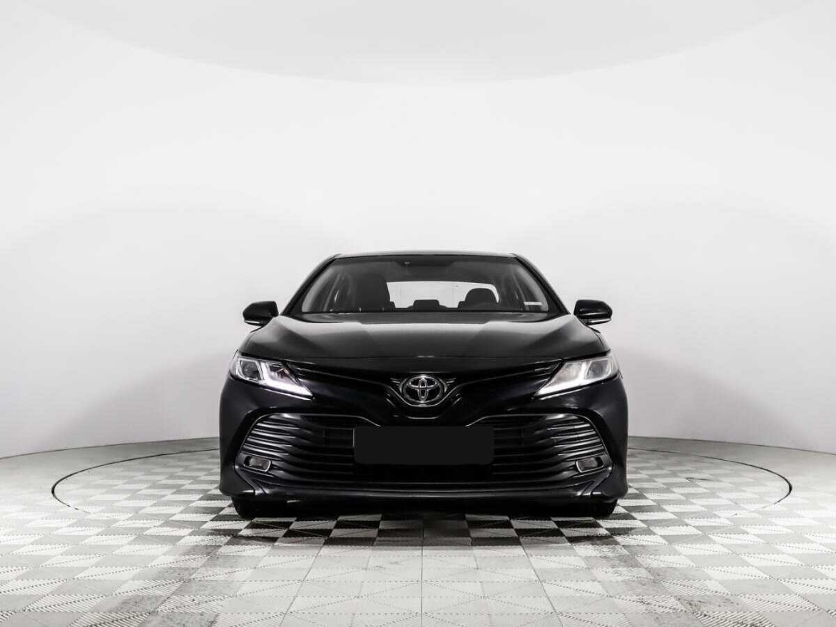 Купить Toyota Camry с пробегом. Фото: #1