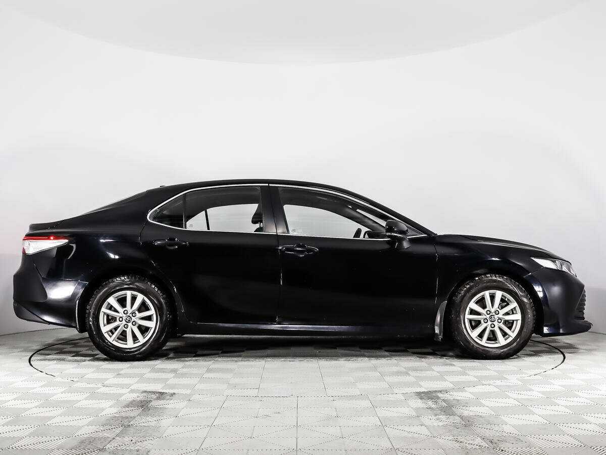 Купить Toyota Camry с пробегом. Фото: #3