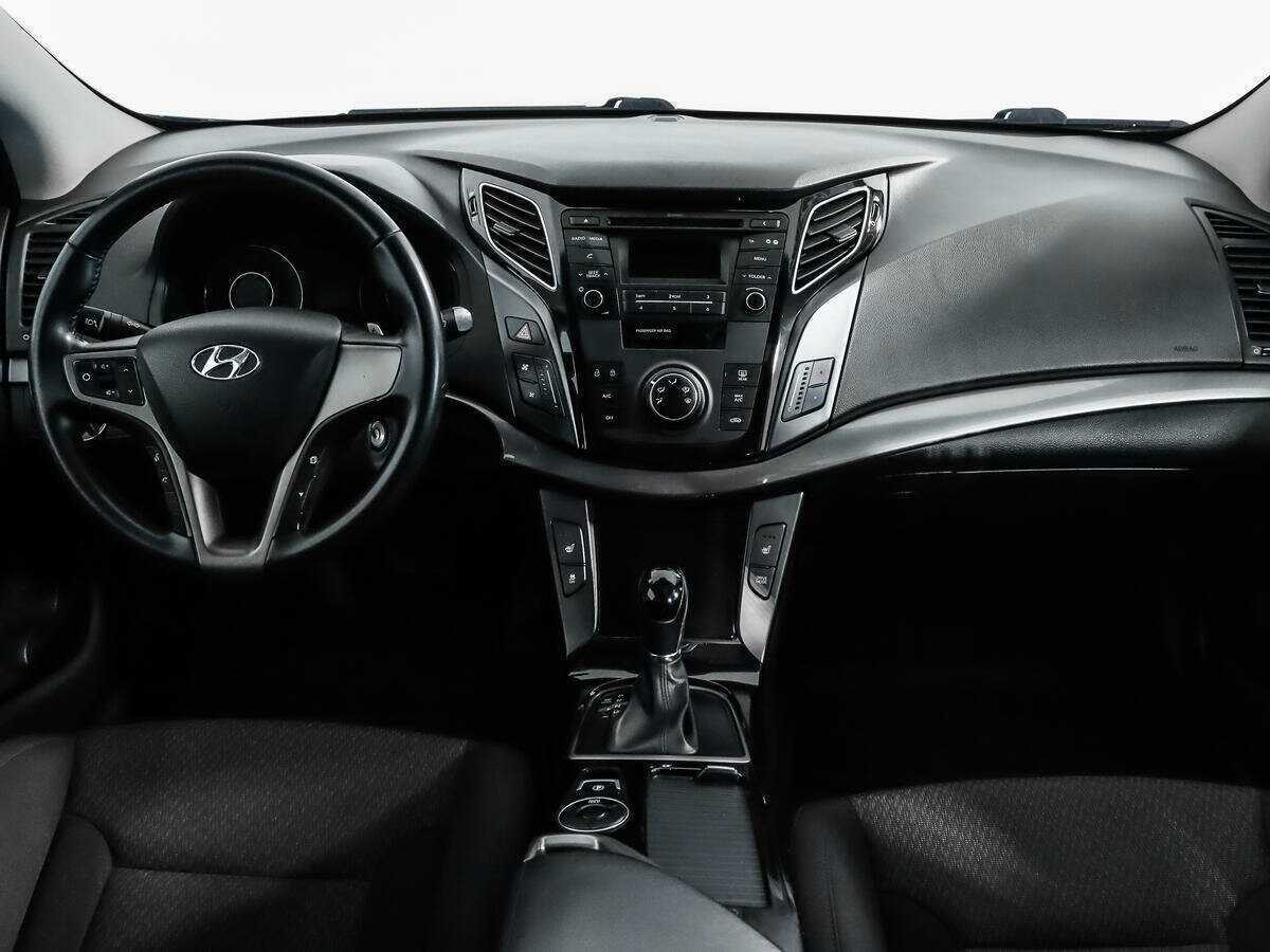 Купить Hyundai i40 с пробегом. Фото: #11