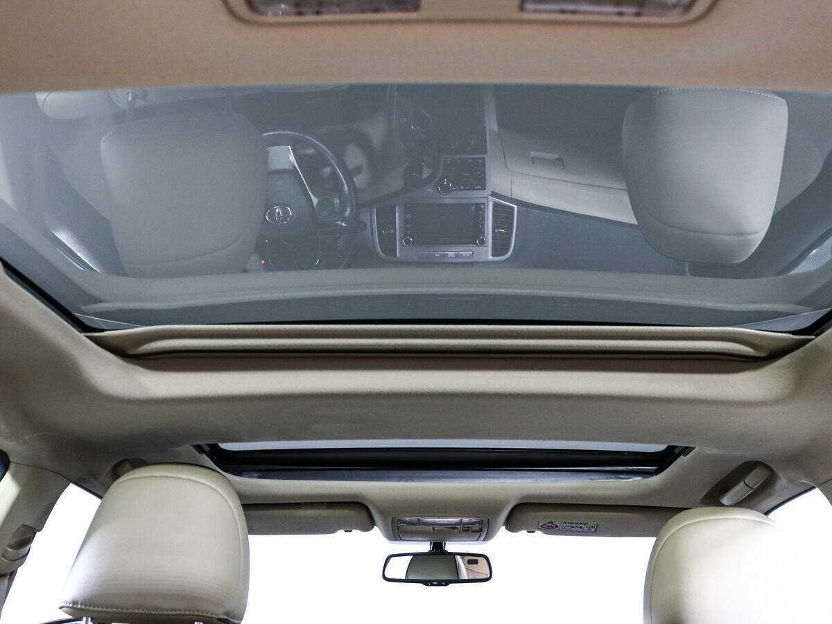 Купить Toyota Venza с пробегом. Фото: #14