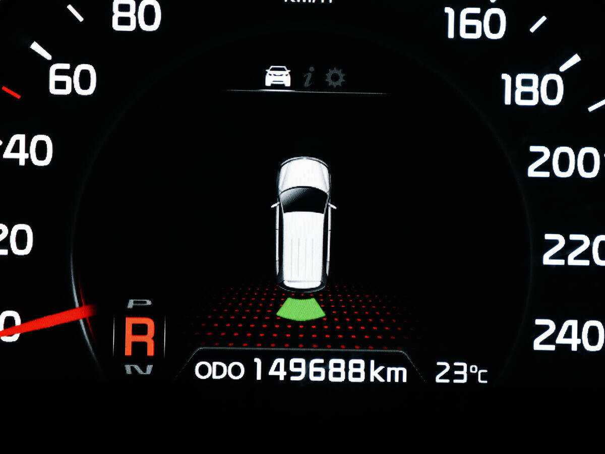 Купить Kia Sorento с пробегом. Фото: #15