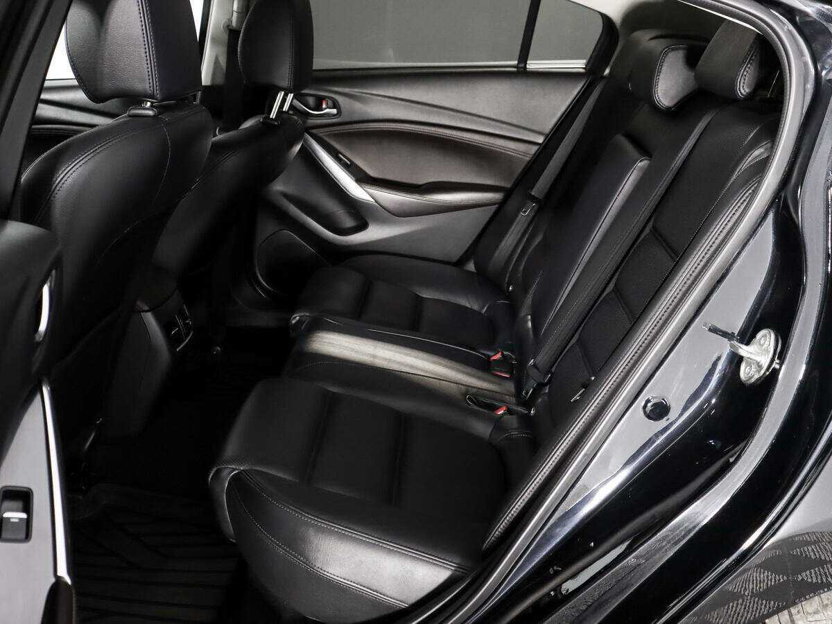 Купить Mazda 6 с пробегом. Фото: #11