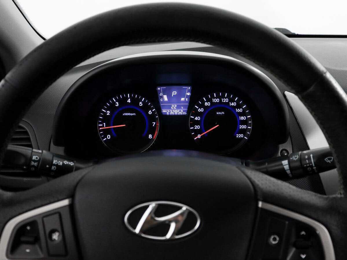 Купить Hyundai Solaris с пробегом. Фото: #14