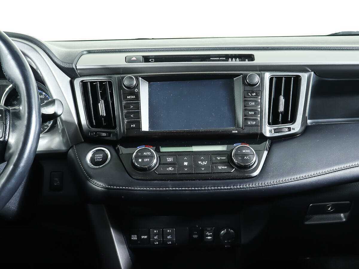 Купить Toyota RAV4 с пробегом. Фото: #10