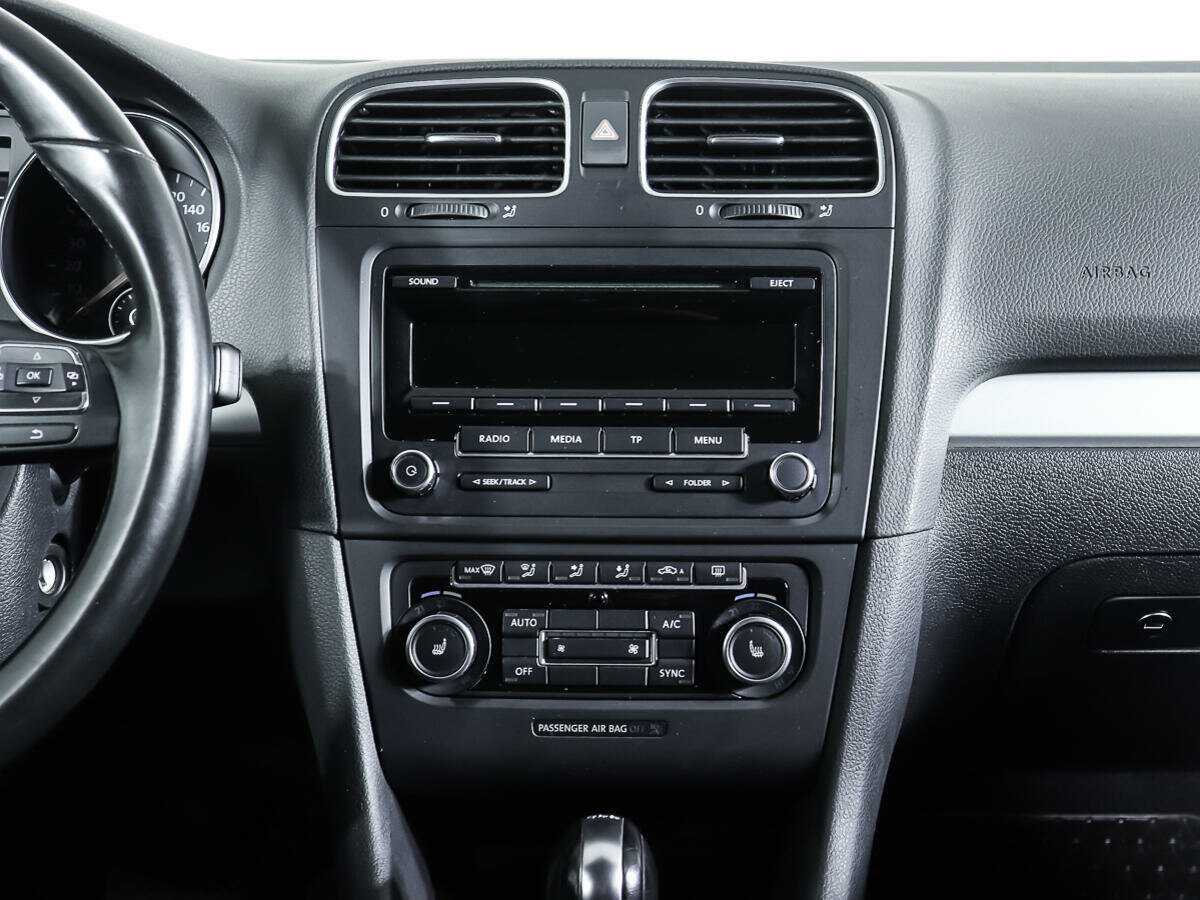 Купить Volkswagen Golf с пробегом. Фото: #7