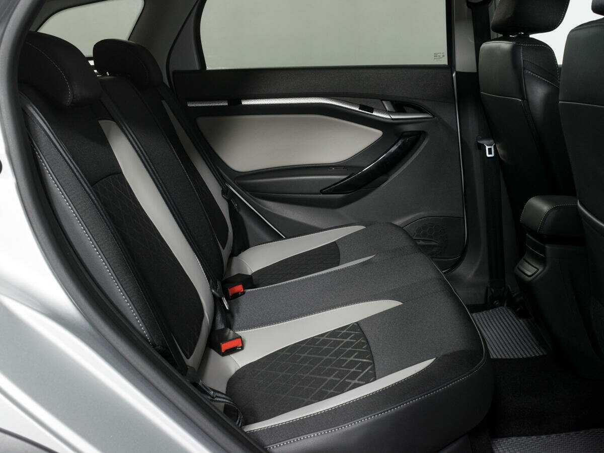 Купить Lada (ВАЗ) Vesta с пробегом. Фото: #13