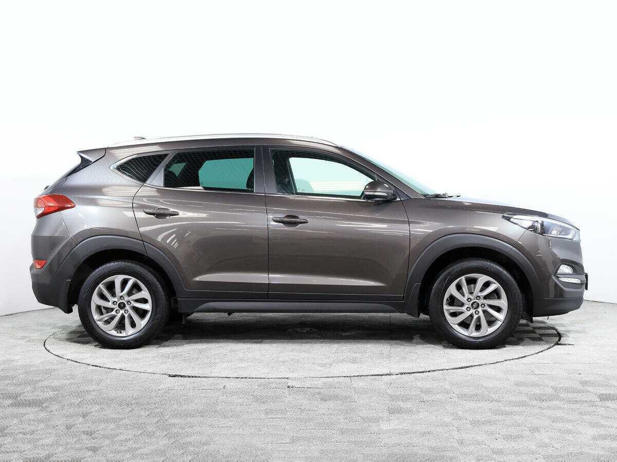 Купить Hyundai Tucson с пробегом. Фото: #2