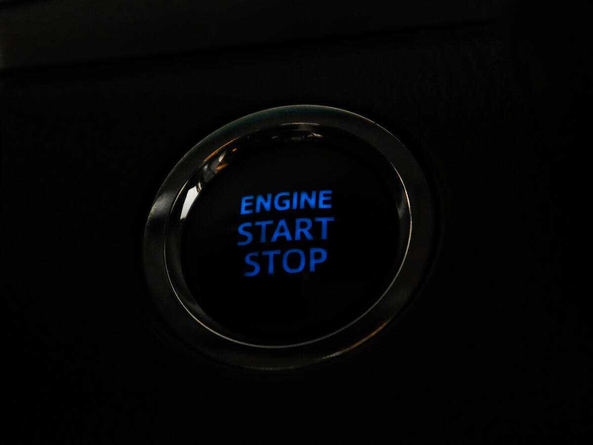 Купить Toyota Camry с пробегом. Фото: #18