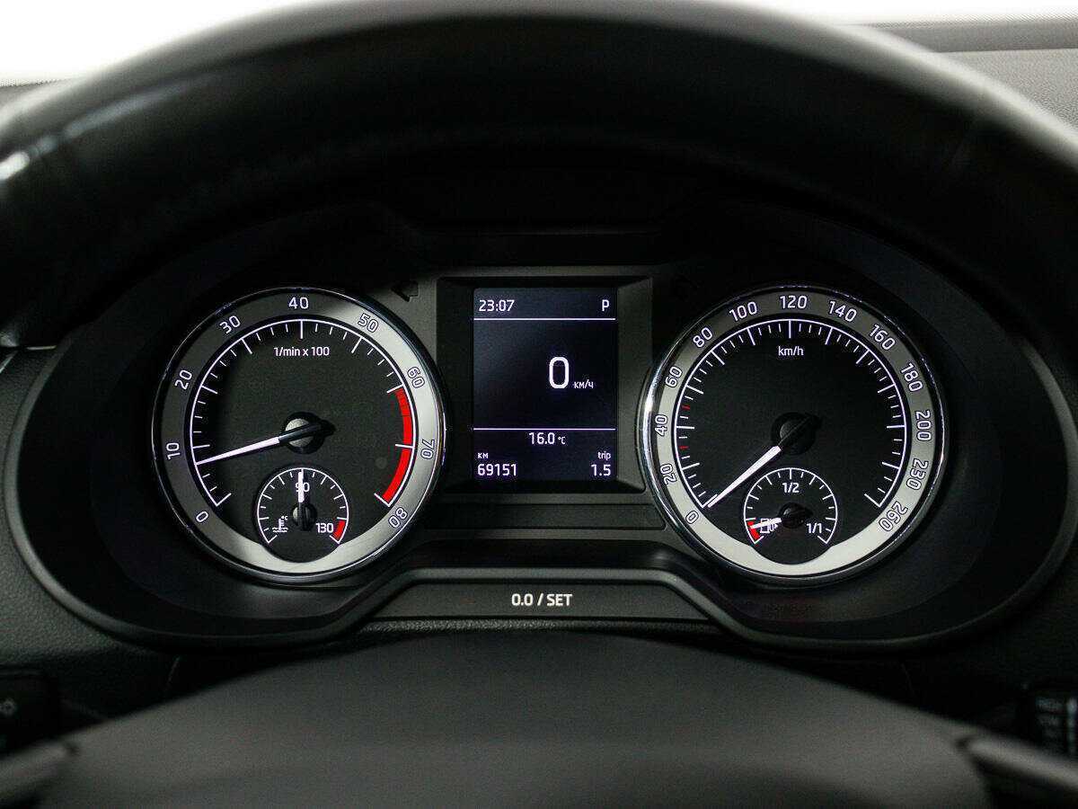 Купить Skoda Octavia с пробегом. Фото: #13