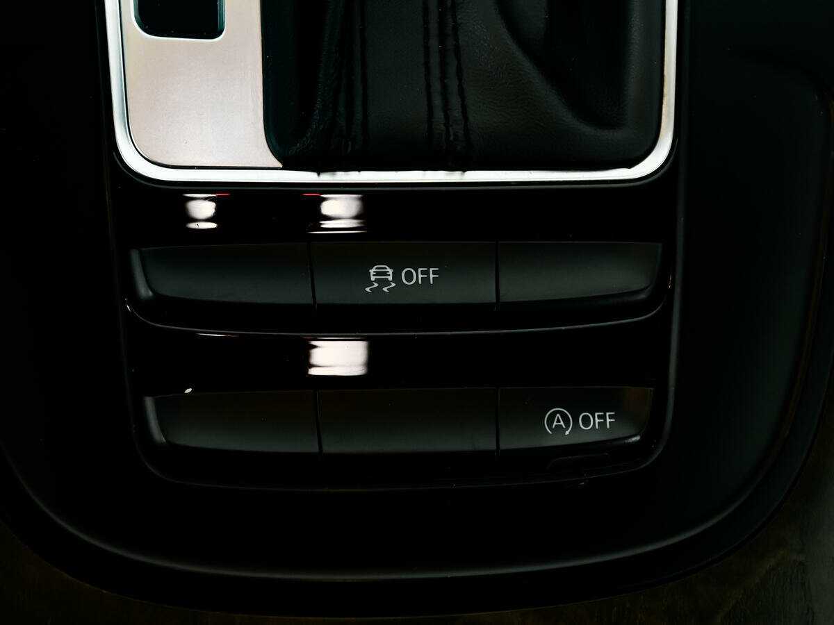 Купить Audi A4 с пробегом. Фото: #13