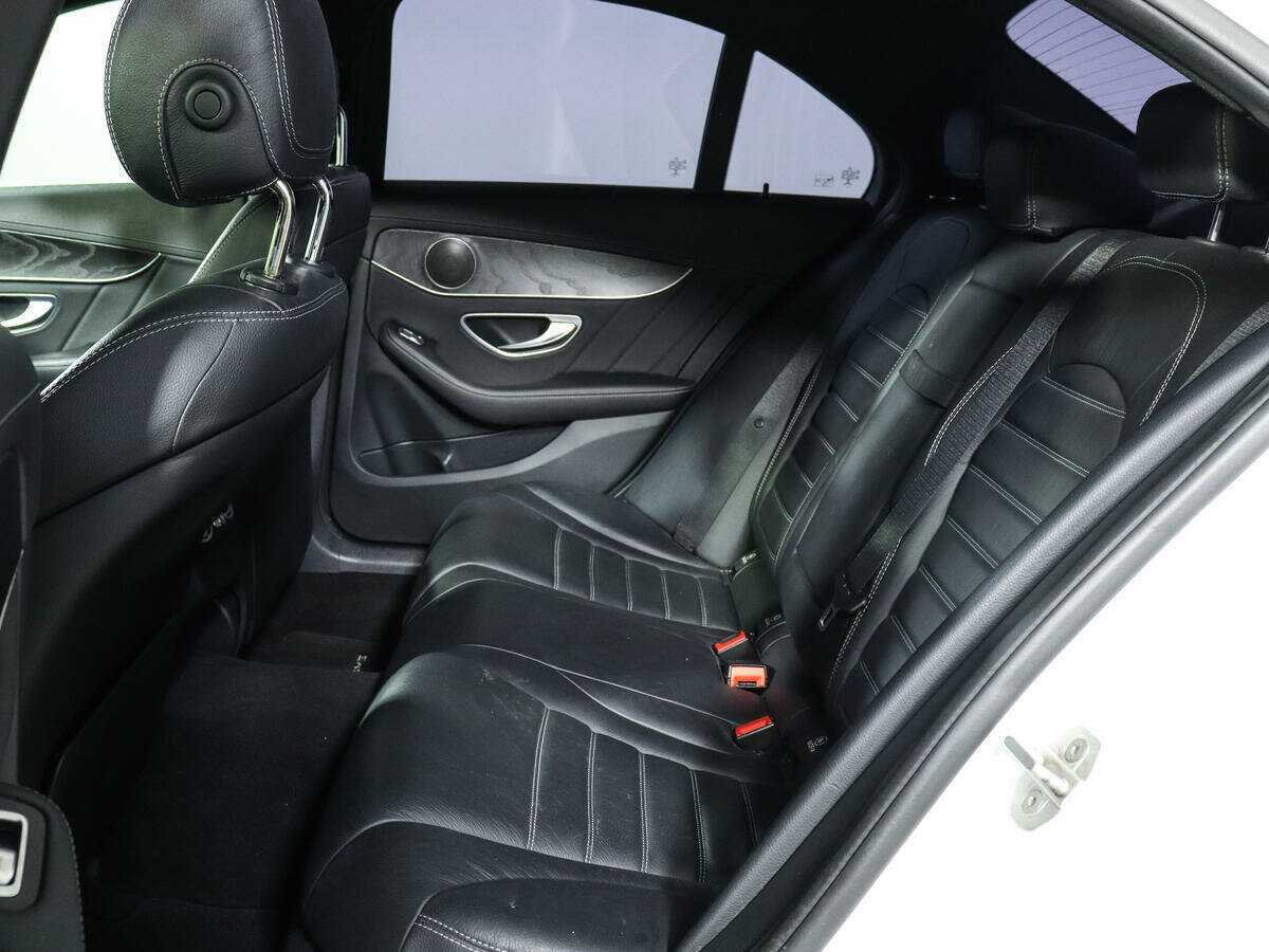 Купить Mercedes-Benz C-Класс с пробегом. Фото: #9