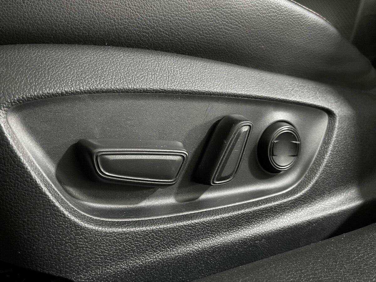 Купить Toyota Camry с пробегом. Фото: #12