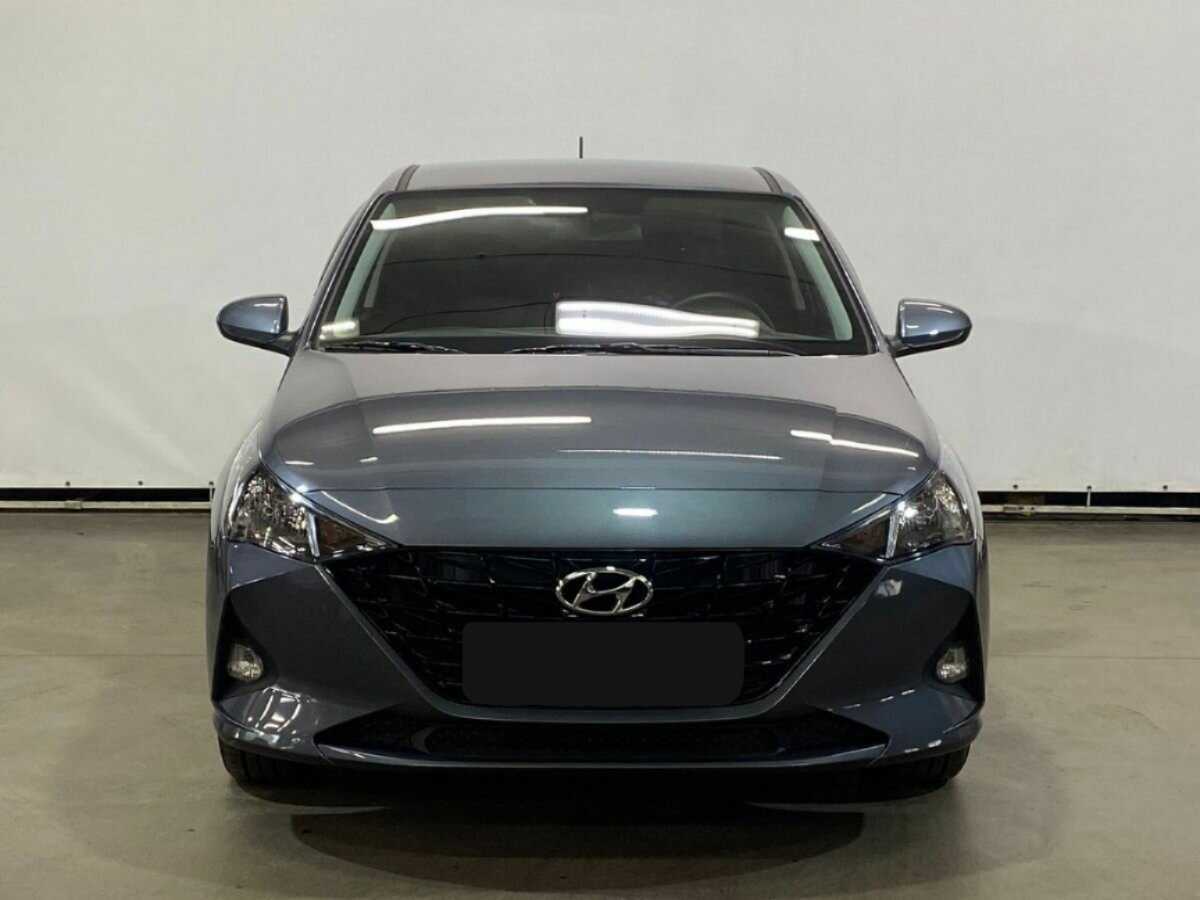 Купить Hyundai Solaris с пробегом. Фото: #1