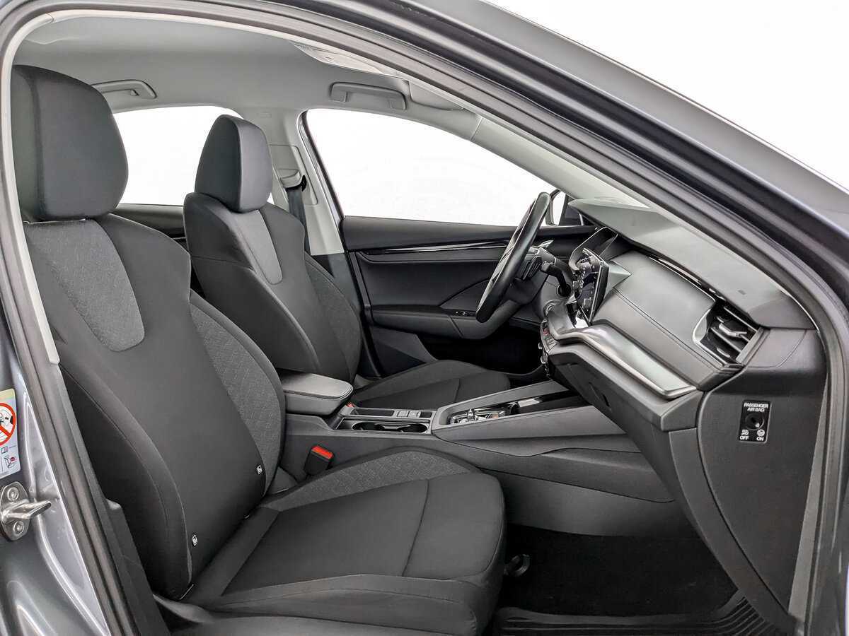 Купить Skoda Octavia с пробегом. Фото: #18