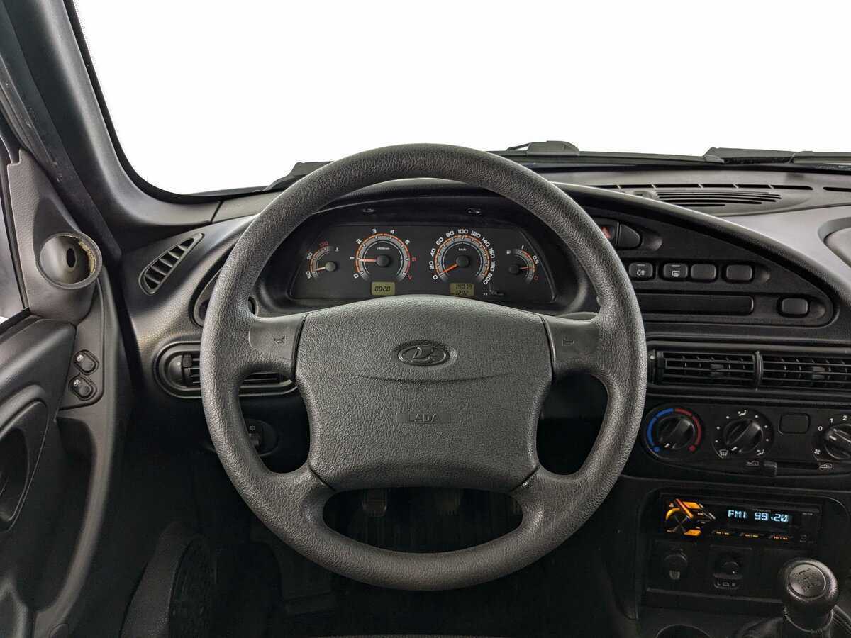 Купить Lada (ВАЗ) Niva с пробегом. Фото: #10