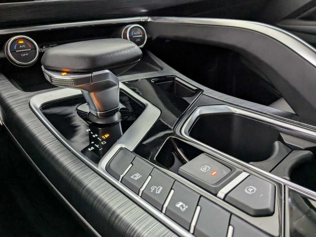 Купить Geely Tugella с пробегом. Фото: #23