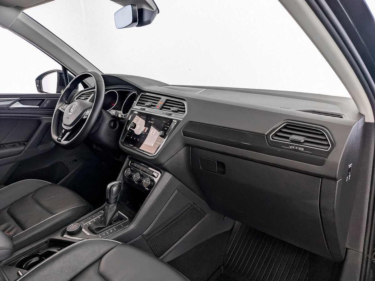 Купить Volkswagen Tiguan с пробегом. Фото: #8