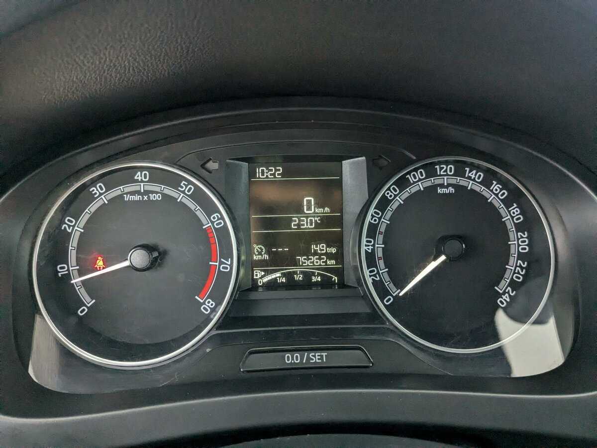 Купить Skoda Rapid с пробегом. Фото: #9