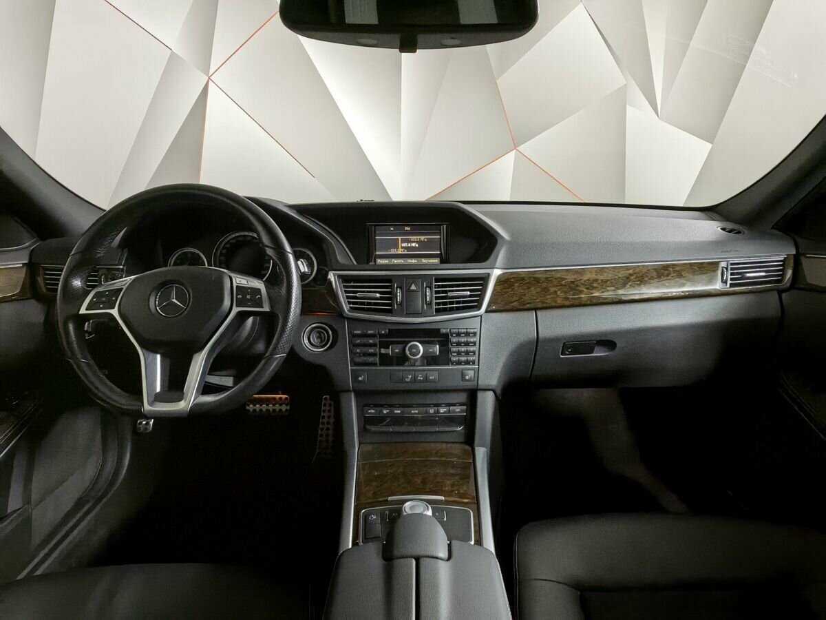 Купить Mercedes-Benz E-Класс с пробегом. Фото: #9