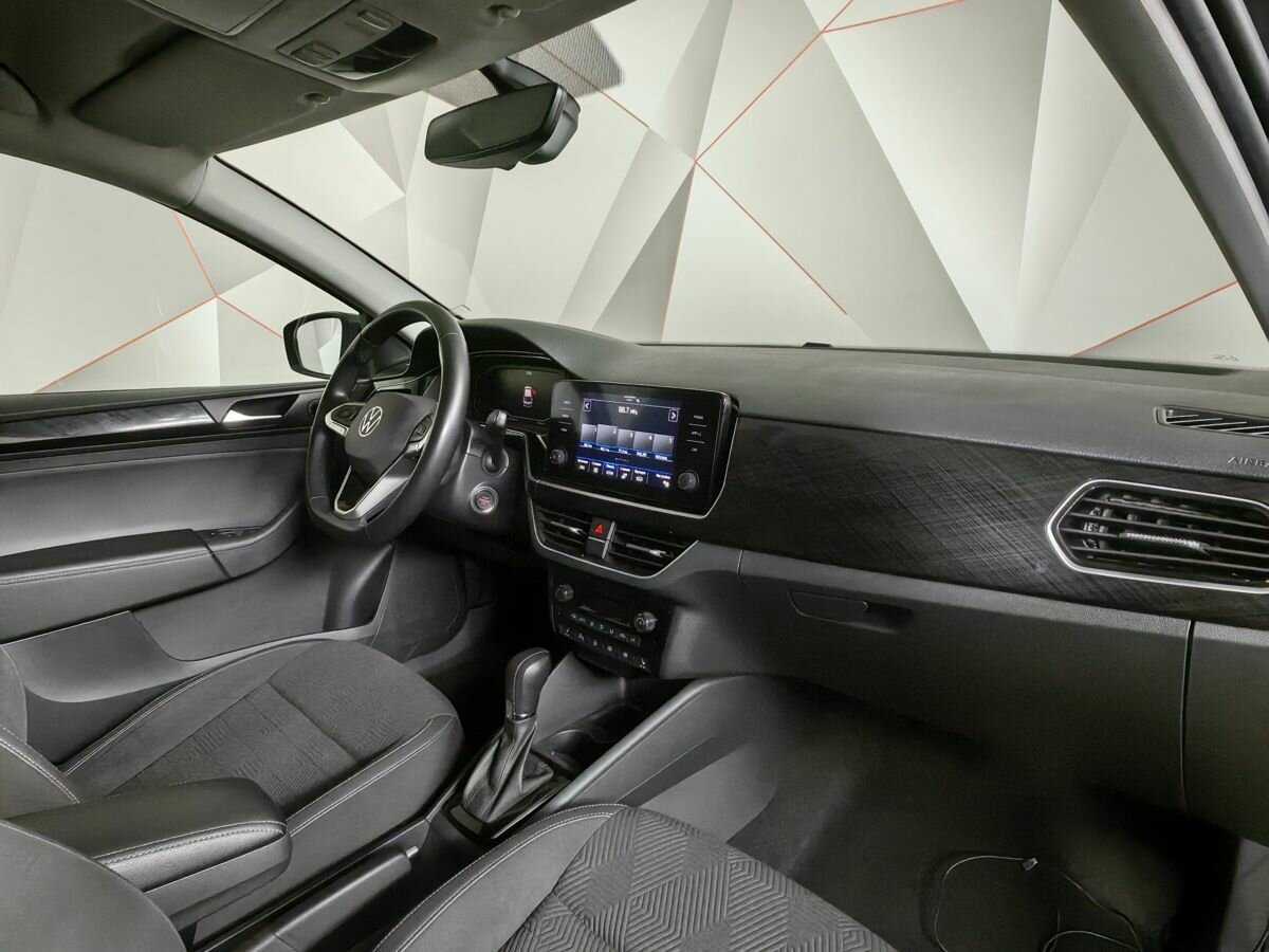 Купить Volkswagen Polo с пробегом. Фото: #8