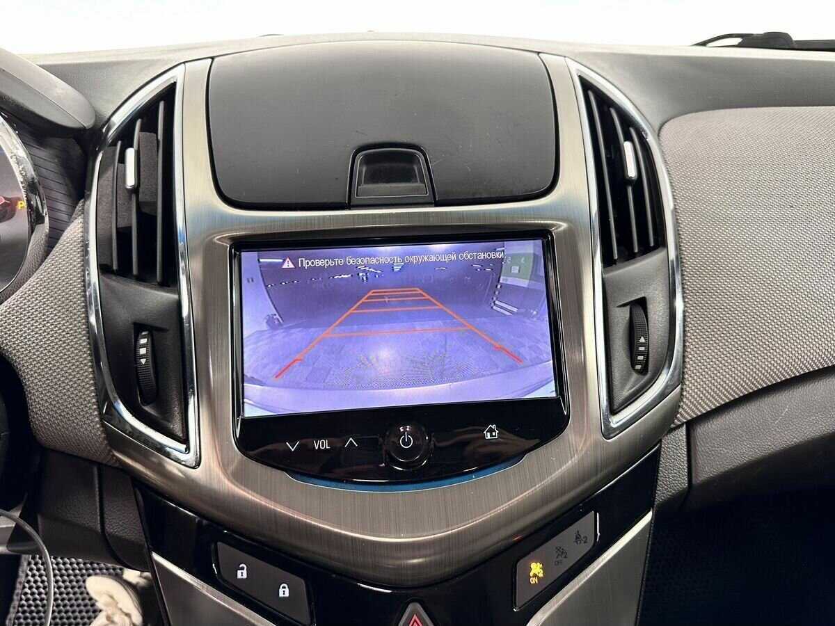 Купить Chevrolet Cruze с пробегом. Фото: #13