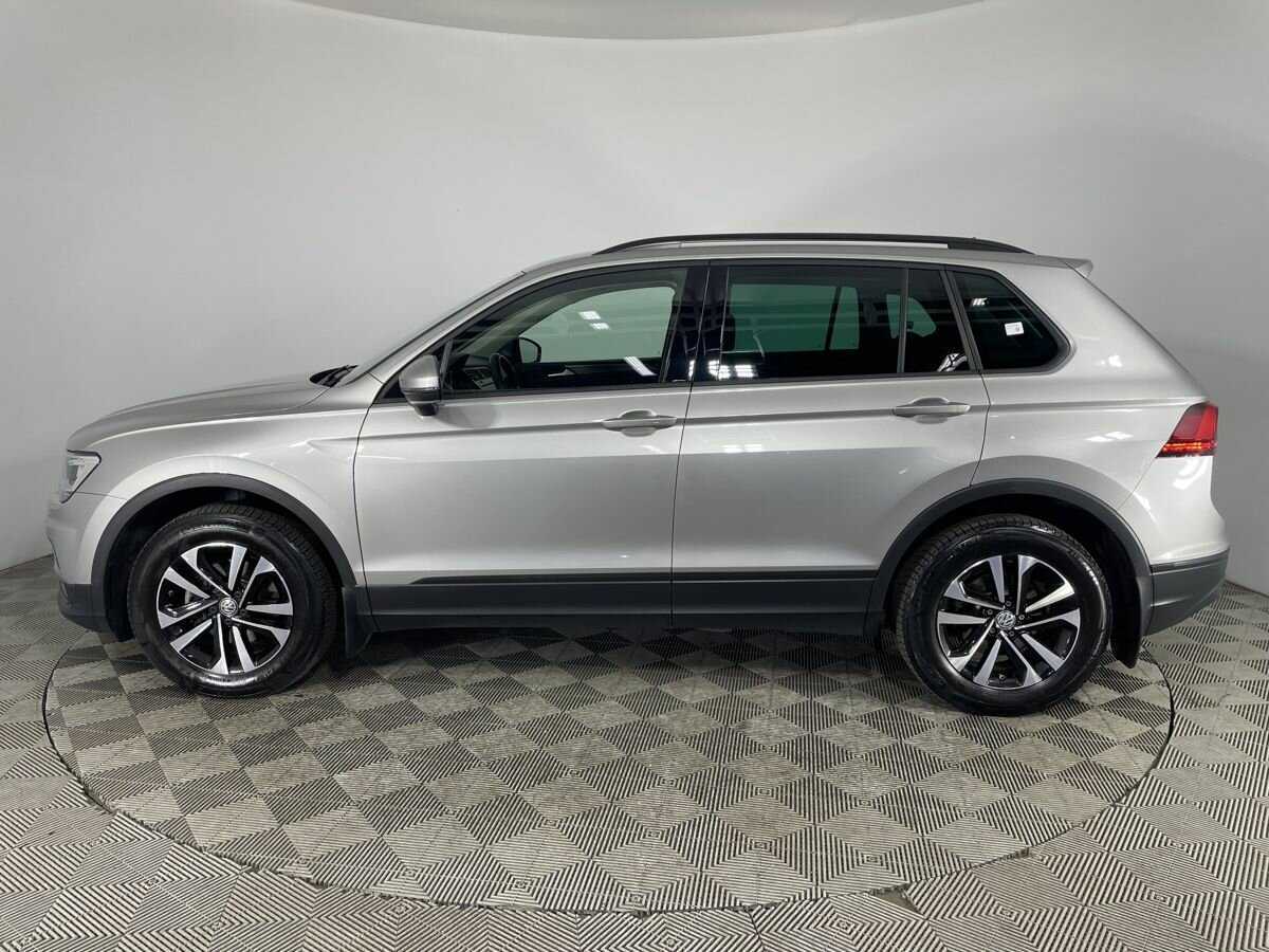 Купить Volkswagen Tiguan с пробегом. Фото: #4