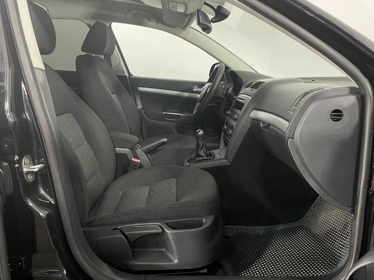 Купить Skoda Octavia с пробегом. Фото: #13
