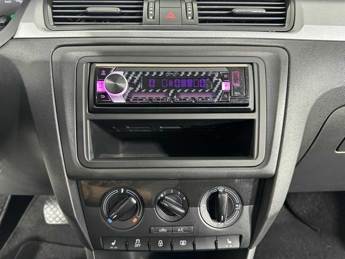 Купить Skoda Rapid с пробегом. Фото: #11