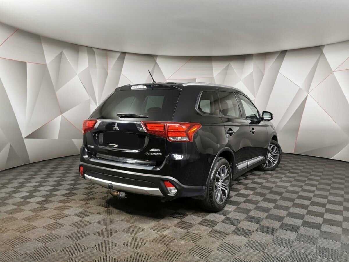 Купить Mitsubishi Outlander с пробегом. Фото: #1